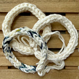 Gebreid Armbandje - Knitted Bracelet